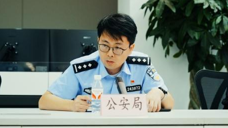 化工公司網(wǎng)站模板,化工公司網(wǎng)頁(yè)模板,響應(yīng)式模板,網(wǎng)站制作,網(wǎng)站建站 圖片